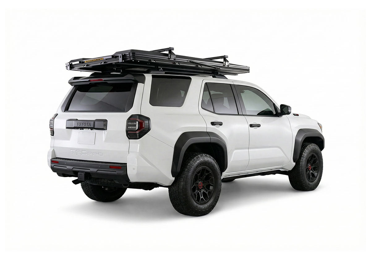Roofnest Falcon 3 EVO XL Air closed on a 4Runner