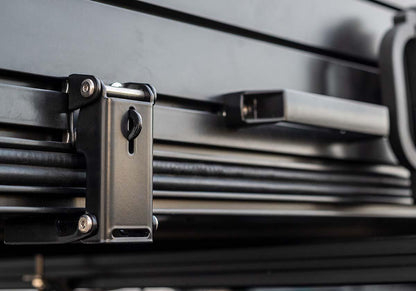 Lockable latch on the Roofnest Condor Overland 2 shell, close up