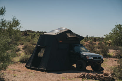 ROAM Vagabond XL 2.0 in Black with the annex fitted to the ground